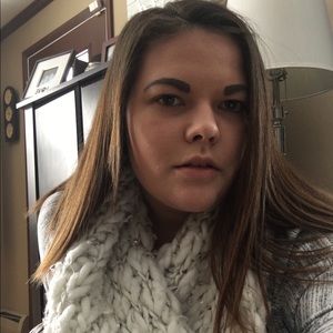 Meet your Posher, Shaye